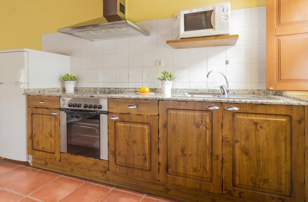 Casa Gayon Apartment โปลา เด อายันเด ภายนอก รูปภาพ