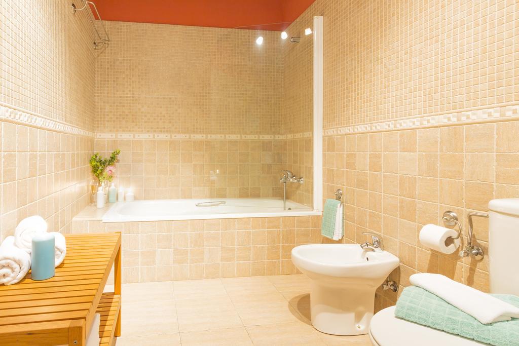 Casa Gayon Apartment โปลา เด อายันเด ภายนอก รูปภาพ
